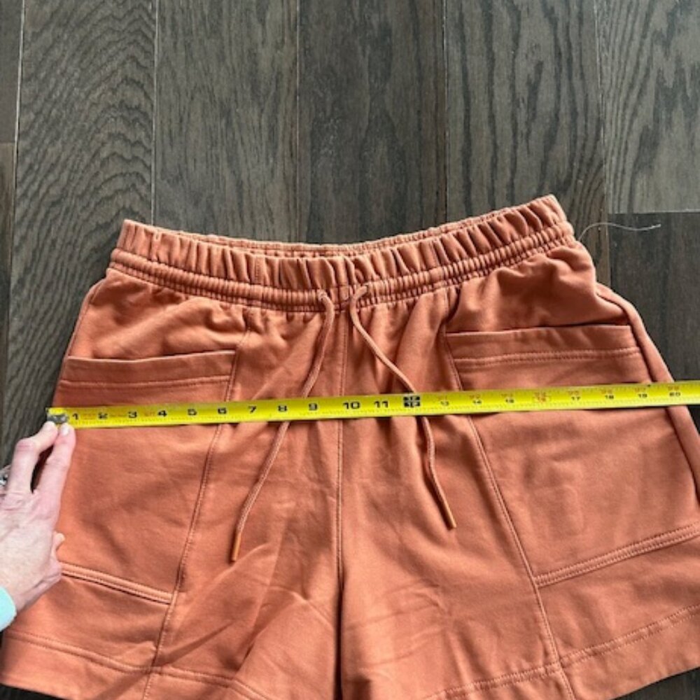 Athleta Drawstring Knit Shorts with Front Pockets - Picture 7 of 15